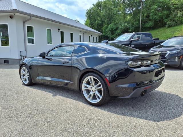 2021 Chevrolet Camaro RWD Coupe 2LT