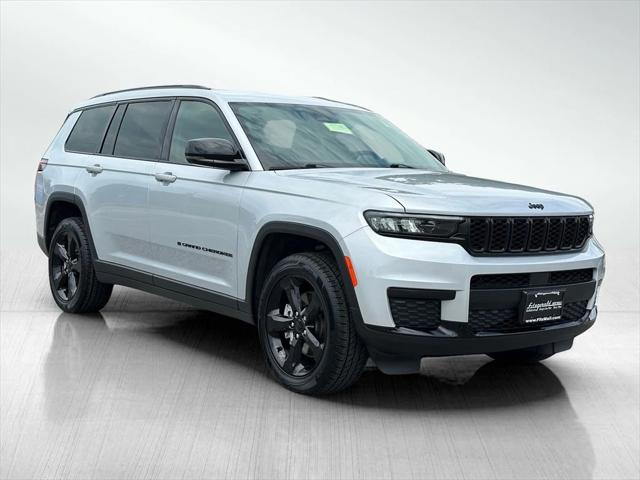 2022 Jeep Grand Cherokee L Altitude 4x4