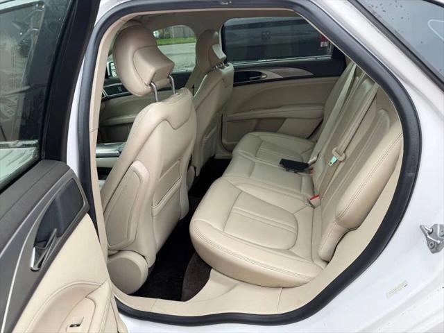2017 Lincoln MKZ Hybrid Premiere