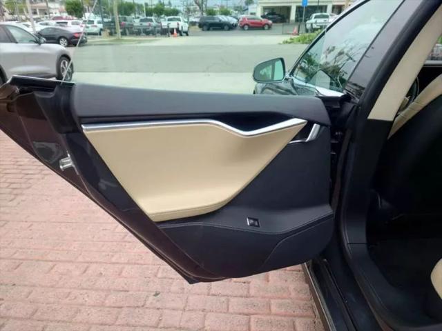 2015 Tesla Model S P85D