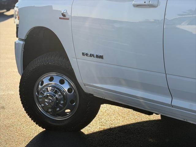 2024 Ram 3500 Laramie Crew Cab 4x4 8' Box