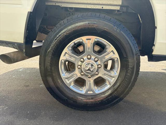 2022 Ram 3500 Big Horn Crew Cab 4x4 8' Box