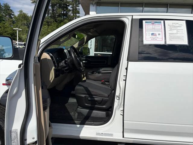 2022 Ram 3500 Big Horn Crew Cab 4x4 8' Box