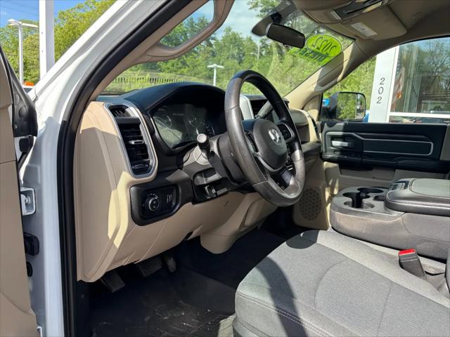 2022 Ram 3500 Big Horn Crew Cab 4x4 8' Box