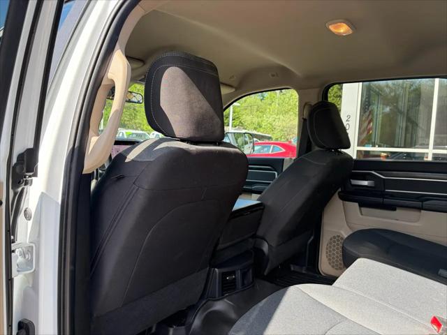 2022 Ram 3500 Big Horn Crew Cab 4x4 8' Box