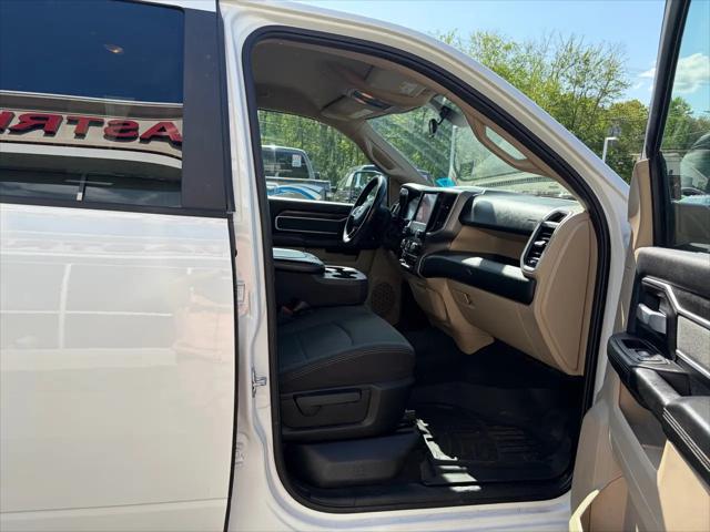 2022 Ram 3500 Big Horn Crew Cab 4x4 8' Box