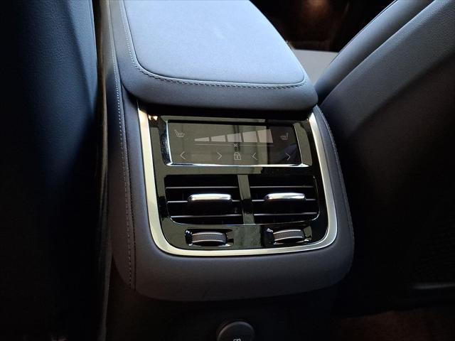 2026 Volvo XC90 Plug-In Hybrid Plus, T8 AWD, Electric/Gasoline, Bright, 7 Seats