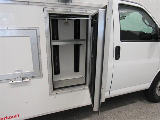 2020 Chevrolet Express Cutaway Work Van