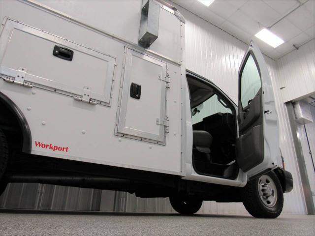 2020 Chevrolet Express Cutaway Work Van