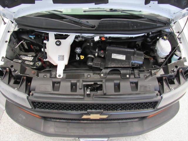 2020 Chevrolet Express Cutaway Work Van