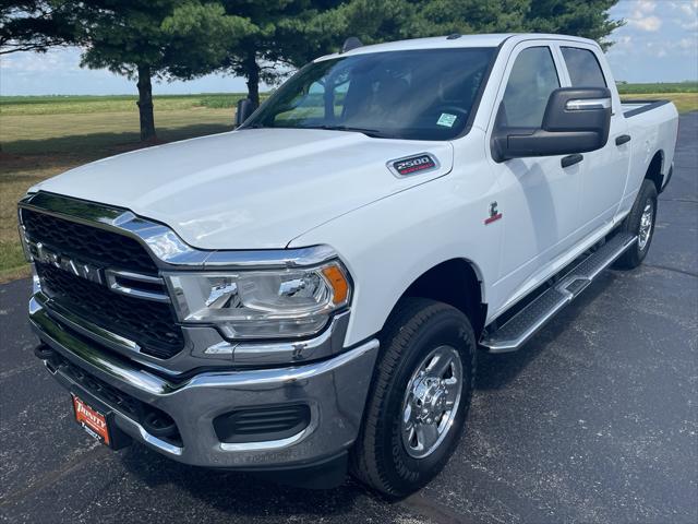 2024 RAM 2500 Tradesman Crew Cab 4x4 64 Box