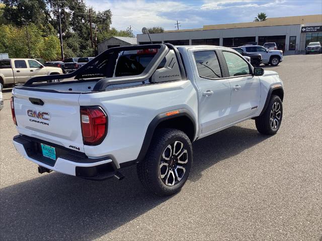 2025 GMC Canyon 4WD AT4