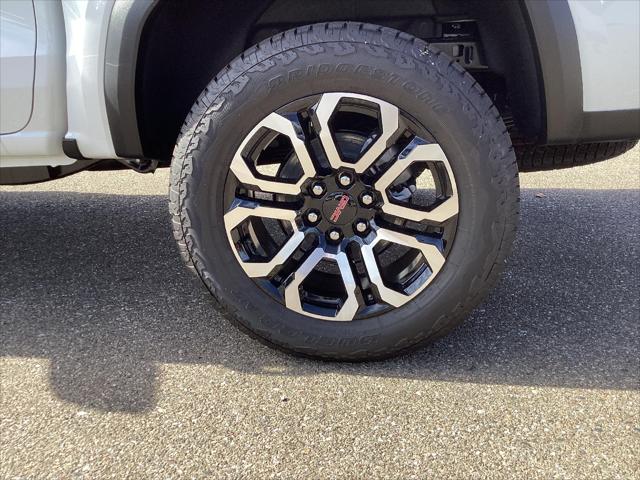 2025 GMC Canyon 4WD AT4