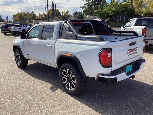2025 GMC Canyon 4WD AT4