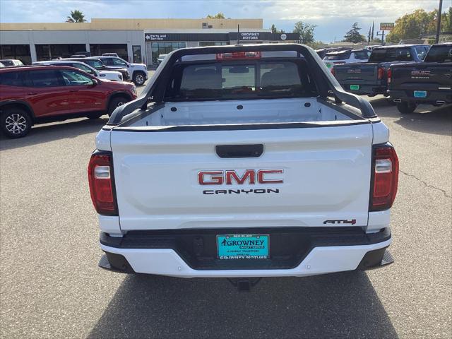 2025 GMC Canyon 4WD AT4