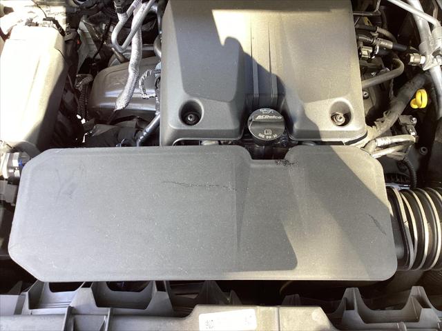 2025 GMC Canyon 4WD AT4