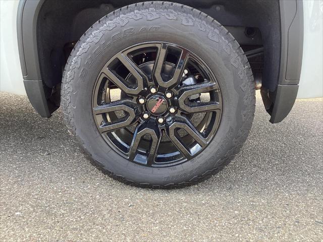 2025 GMC Sierra 1500 4WD Crew Cab Short Box Elevation with 3SB