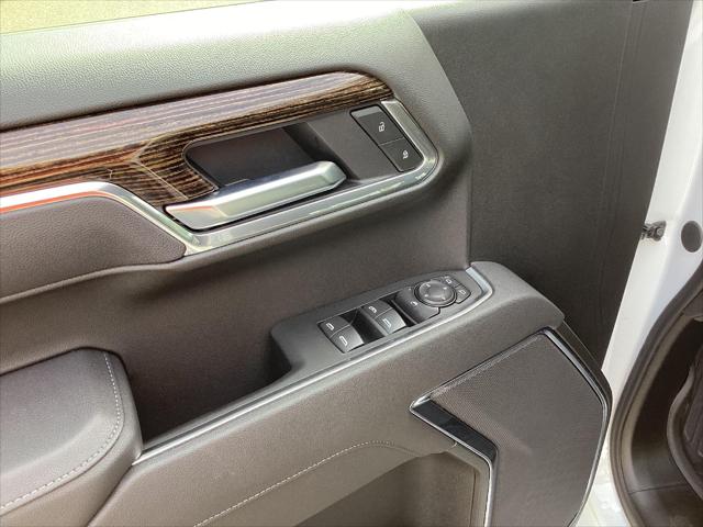 2025 GMC Sierra 1500 4WD Crew Cab Short Box Elevation with 3SB