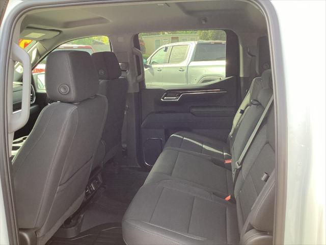 2025 GMC Sierra 1500 4WD Crew Cab Short Box Elevation with 3SB