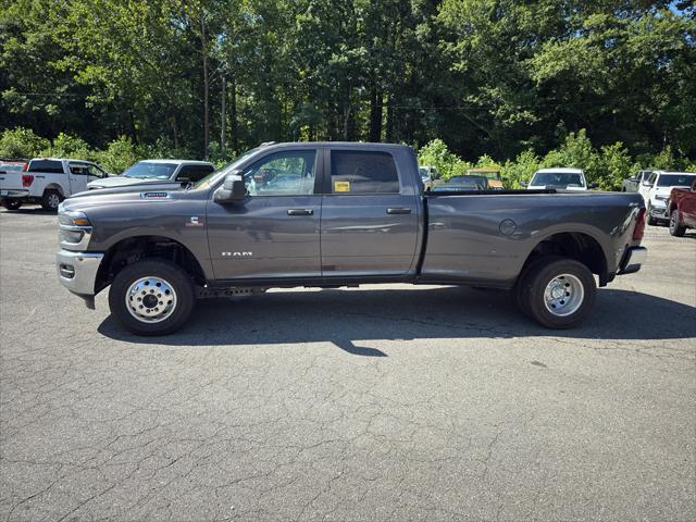 2025 RAM 3500 Big Horn Crew Cab 4x4 8 Box