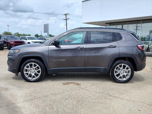 2022 Jeep Compass Latitude Lux 4x4