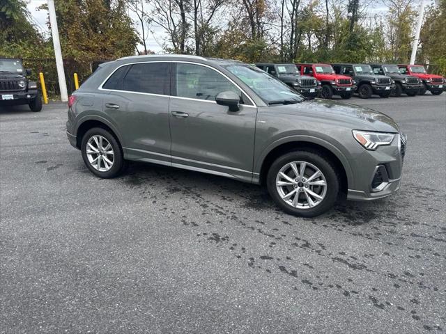 2024 Audi Q3 Premium 45 TFSI S line quattro Tiptronic 2024 Audi Q3 Premium 45 TFSI S line quattro Tiptronic