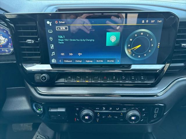 2023 Chevrolet Silverado 1500 4WD Crew Cab Short Bed ZR2