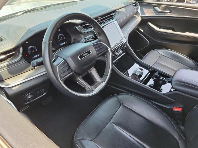 2022 Jeep Grand Cherokee L Limited 4x2 2022 Jeep Grand Cherokee L Limited 4x2