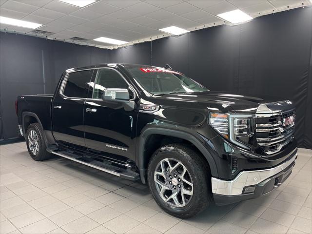2022 GMC Sierra 1500 4WD Crew Cab Short Box SLT