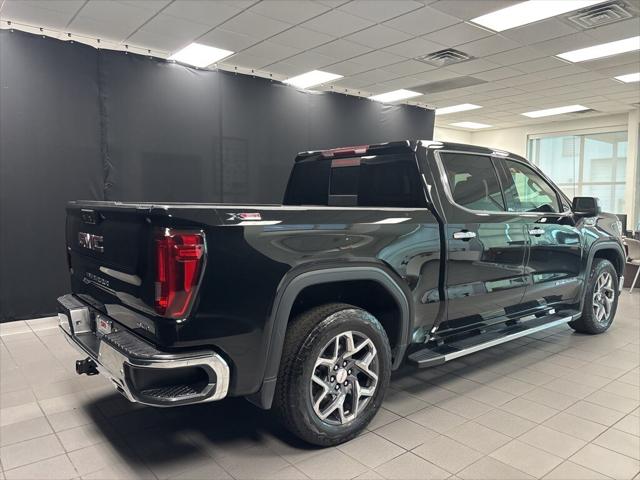 2022 GMC Sierra 1500 4WD Crew Cab Short Box SLT