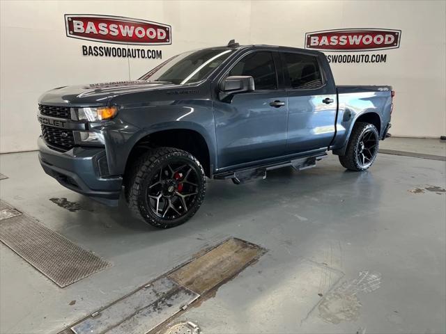 2020 Chevrolet Silverado 1500 4WD Crew Cab Short Bed Custom