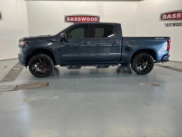 2020 Chevrolet Silverado 1500 4WD Crew Cab Short Bed Custom