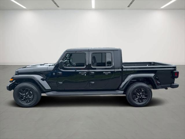 2022 Jeep Gladiator Altitude 4x4