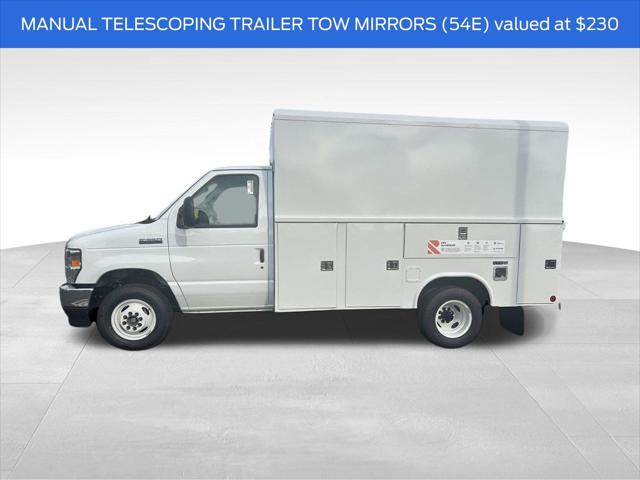 2026 Ford E-350 Cutaway Base