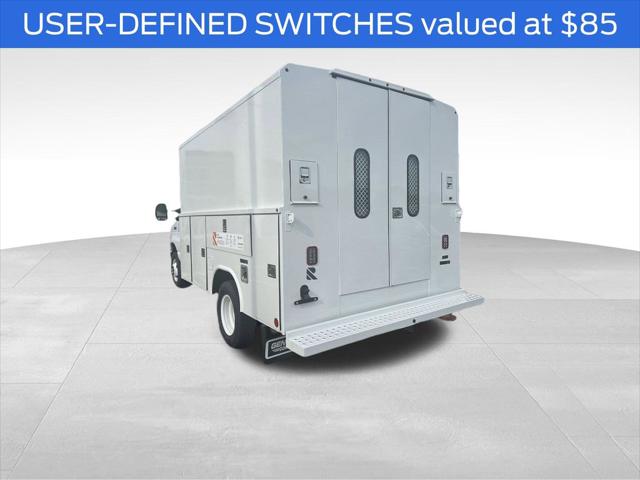 2026 Ford E-350 Cutaway Base