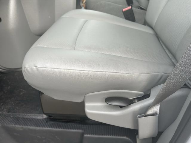 2026 Ford E-350 Cutaway Base