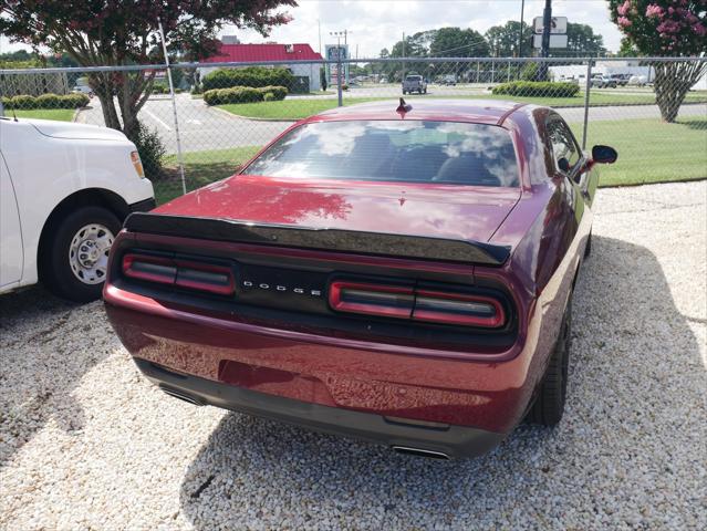 2018 Dodge Challenger SXT Plus