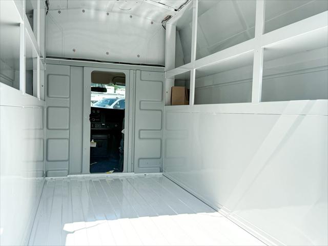 2025 Chevrolet Express Cutaway Work Van
