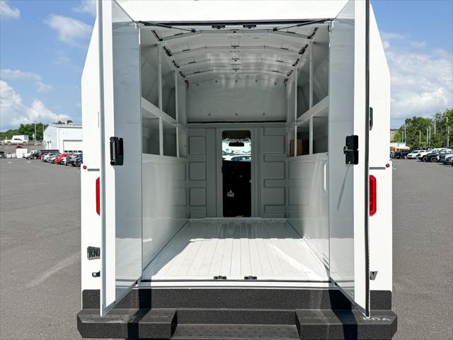 2025 Chevrolet Express Cutaway Work Van