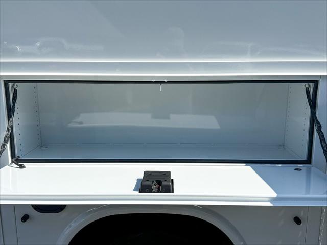 2025 Chevrolet Express Cutaway Work Van