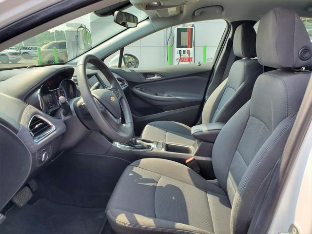 Used 2019 Chevrolet Cruze For Sale in Waterford Twp, MI