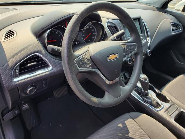 Used 2019 Chevrolet Cruze For Sale in Waterford Twp, MI