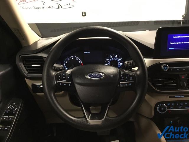 2020 Ford Escape SE