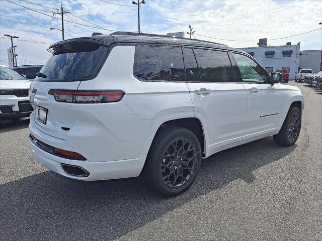 2025 Jeep Grand Cherokee L Summit 4x4