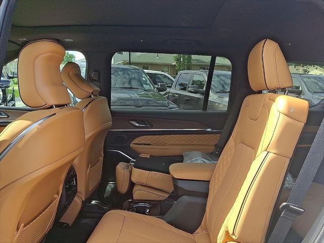 2025 Jeep Grand Cherokee L Summit 4x4