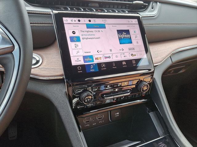 2025 Jeep Grand Cherokee L Summit 4x4