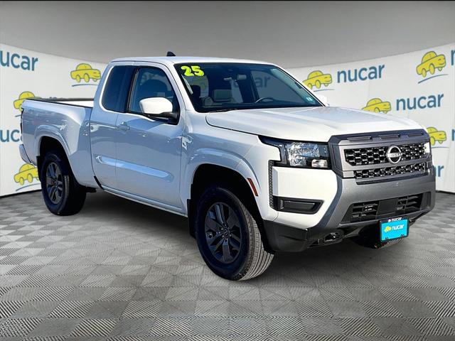 2025 Nissan Frontier King Cab SV 4x4 for sale in Norwood, MA