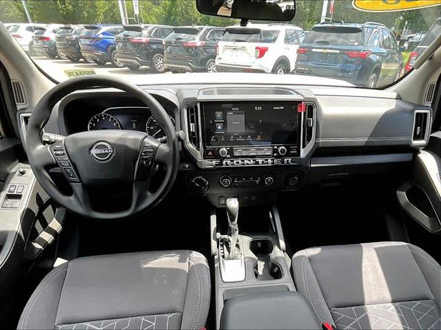2025 Nissan Frontier King Cab SV 4x4