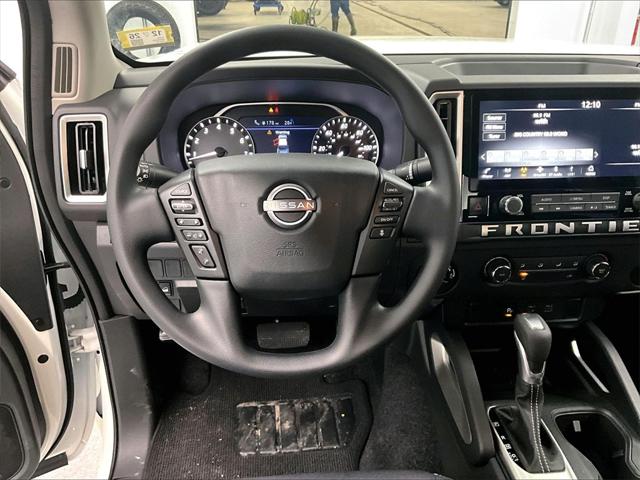 2025 Nissan Frontier King Cab SV 4x4