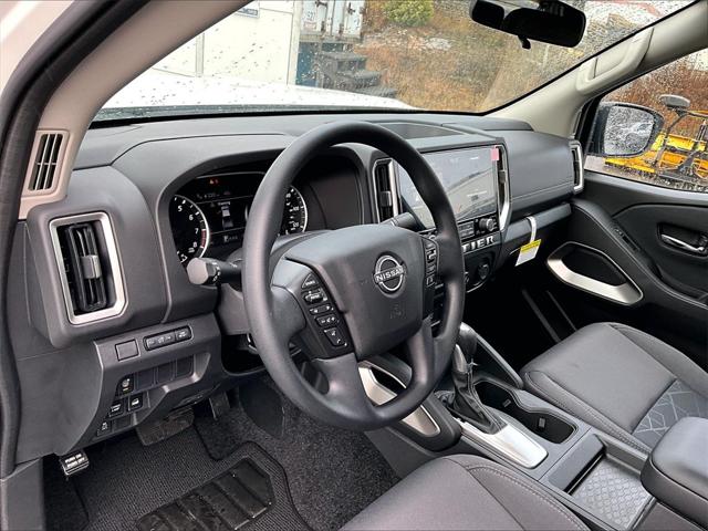 2025 Nissan Frontier King Cab SV 4x4